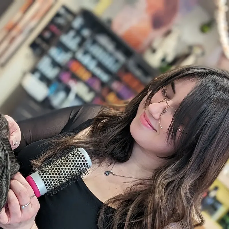 Laurianne, coloriste et styliste au Studio Délia
